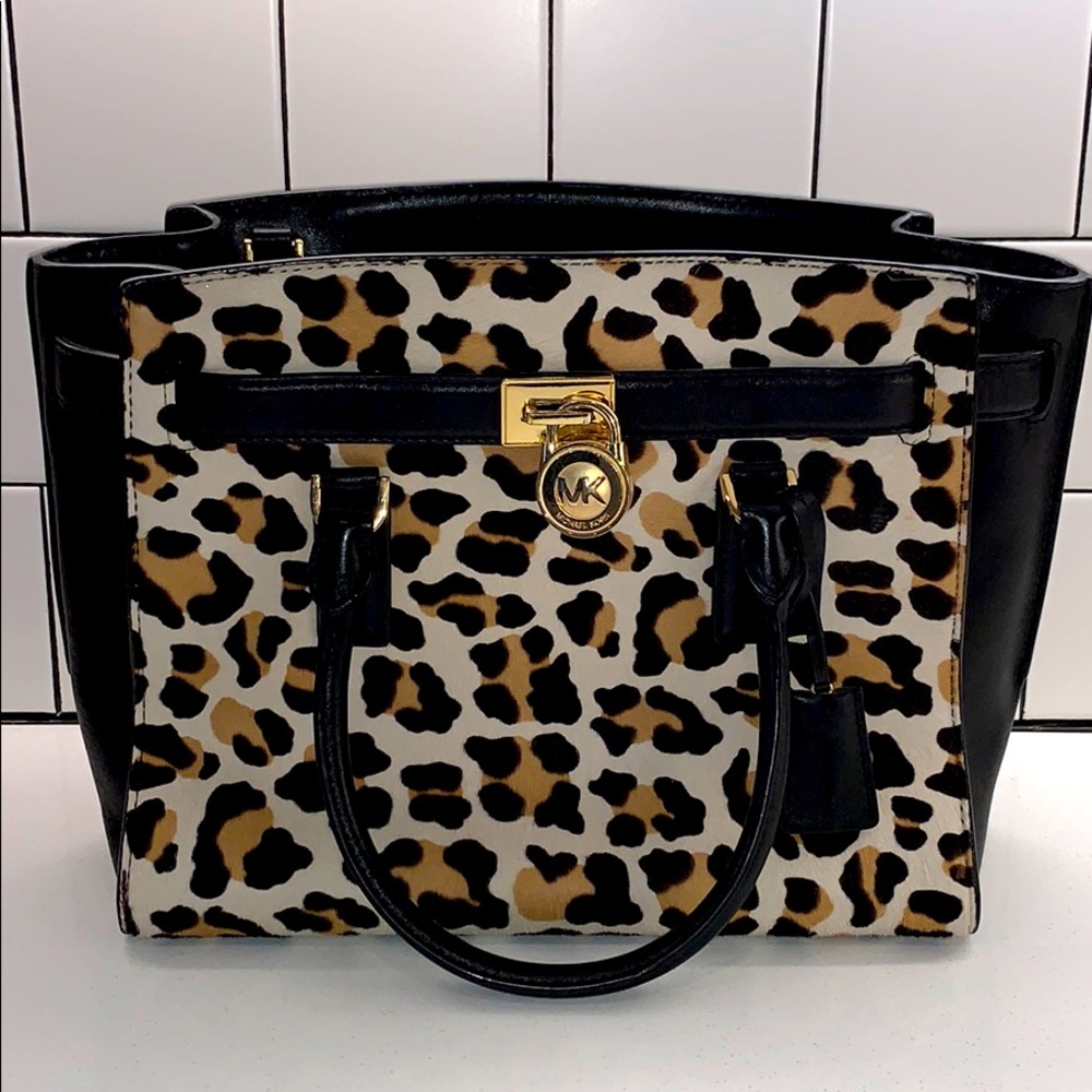 MICHEAL KORS LARGE SHOULDER BAG